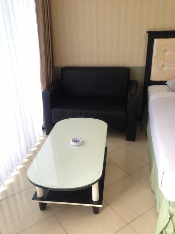 Global Inn Keluarga Sedati Habitación foto