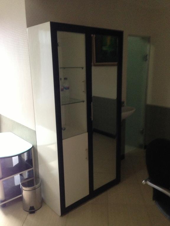 Global Inn Keluarga Sedati Habitación foto