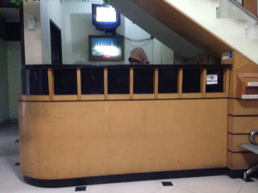 Global Inn Keluarga Sedati Exterior foto