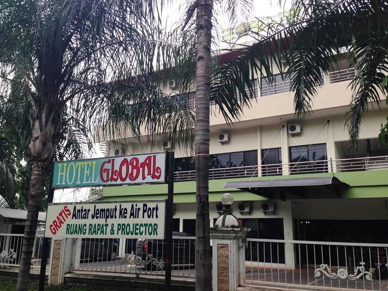 Global Inn Keluarga Sedati Exterior foto